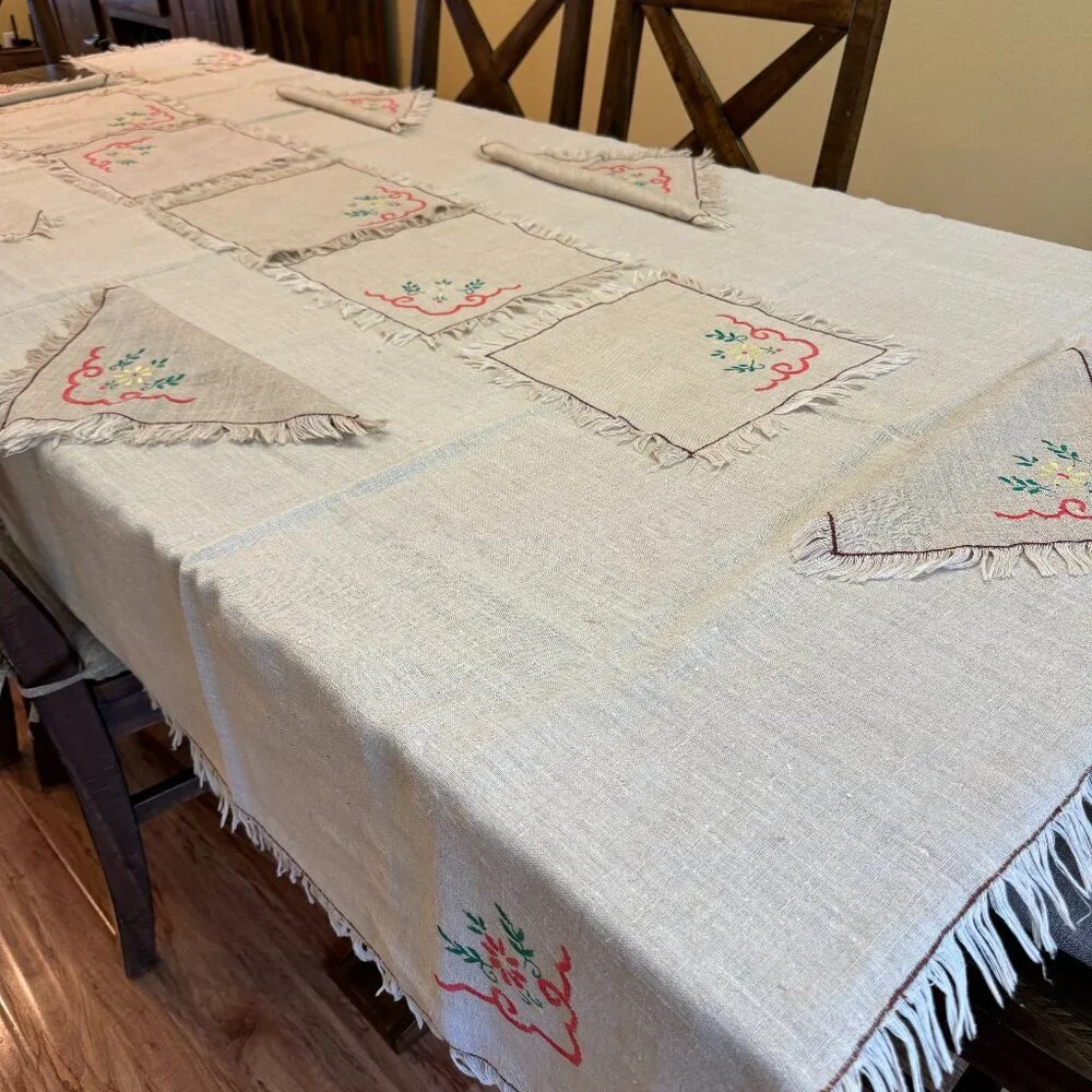Vintage 50- 60s Handmade Table Cloth + 12 Napkins Embroidered Sackcloth Cottage